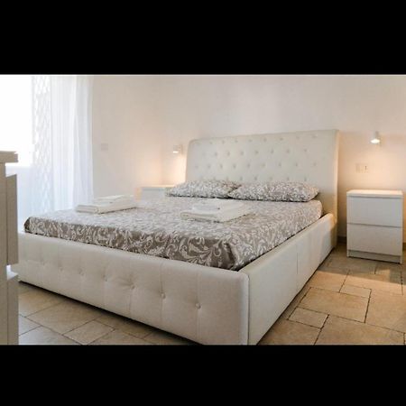 Pau Suite Home 菲乌米奇诺 外观 照片